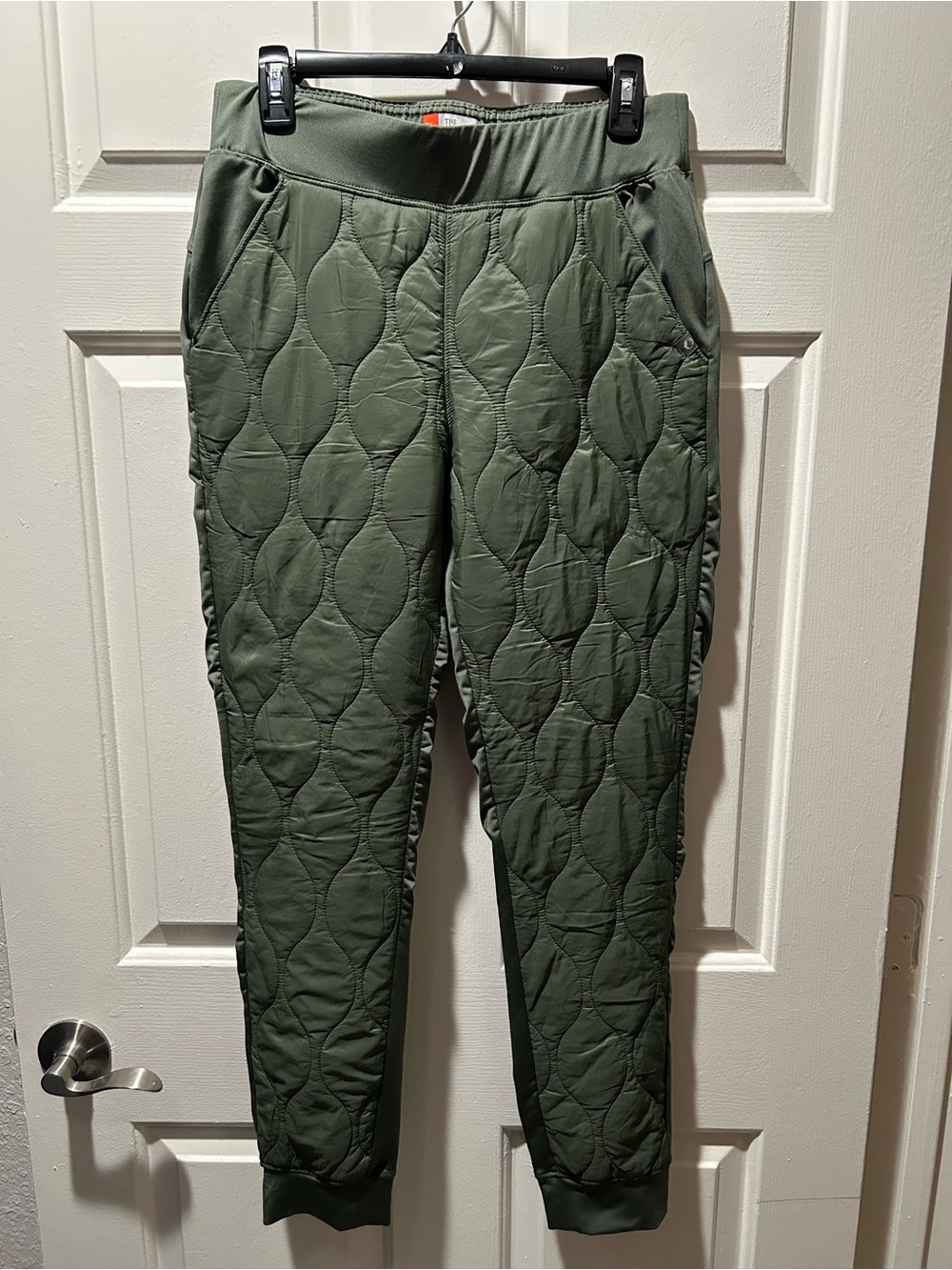 The American Outdoorsman Women’s High Rise Quilted Front Joggers in Thyme Onion